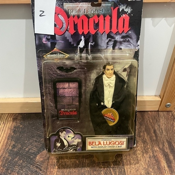 Bela Lugosi Dracula Action Figure - Picture 2 of 9